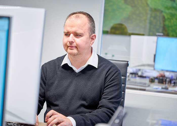 Netgate-IT Mitarbeiter Arno Dengs ist der Beauftragte für Nachhaltigkeit im Unternehmen.